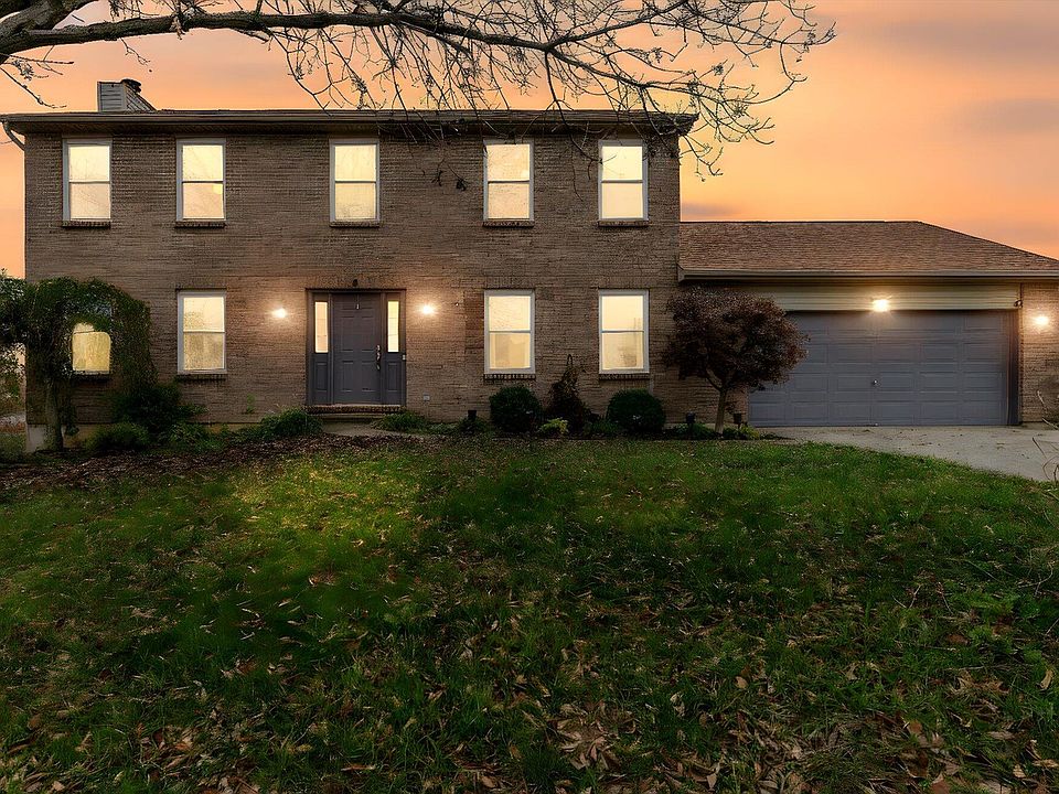 1st image of 8 Fescue Ct