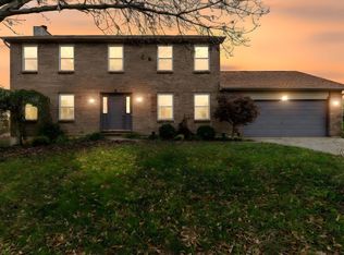 8 Fescue Ct, Florence, KY 41042