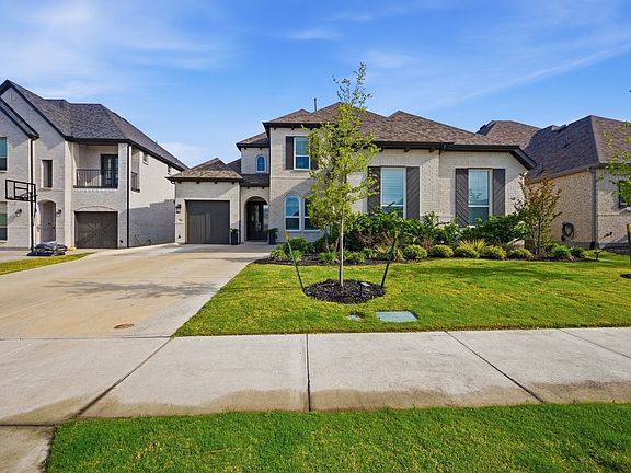 2nd image of 532 Petrel Dr
