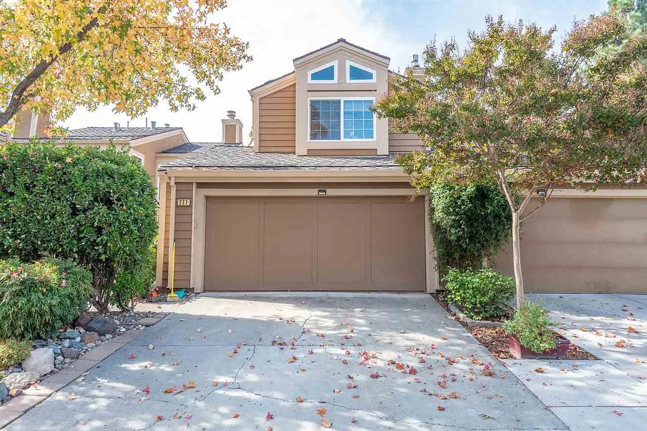 277 Northwood Cmns photo 1