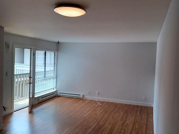 4th image of 1464 La Playa St APT 304