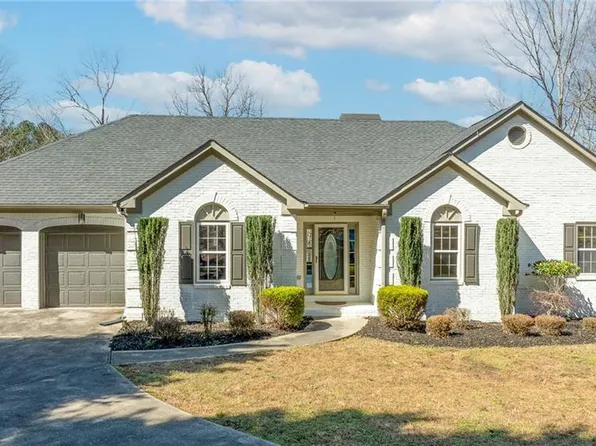 8160 Stone Hill Rd, Cumming, GA 30028