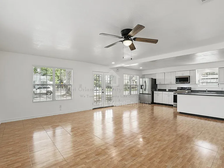 820 Altaloma Ave — Photo 8