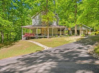 1 Deercreek Private Dr, Kingsport, TN 37660