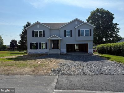 5743 Crescent Dr, Schnecksville, PA, 18078