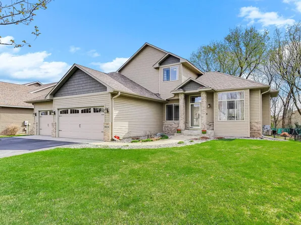 9918 Kiwi Ave N, Brooklyn Park, MN 55443
