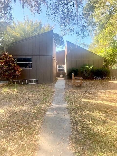 1st image of 2896 Grand Cayman St
