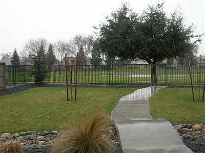 4th image of 1019 Fountain Dr