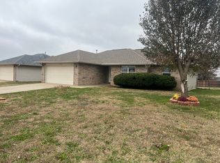 3733 W Ridgeway St, Springfield, MO 65807