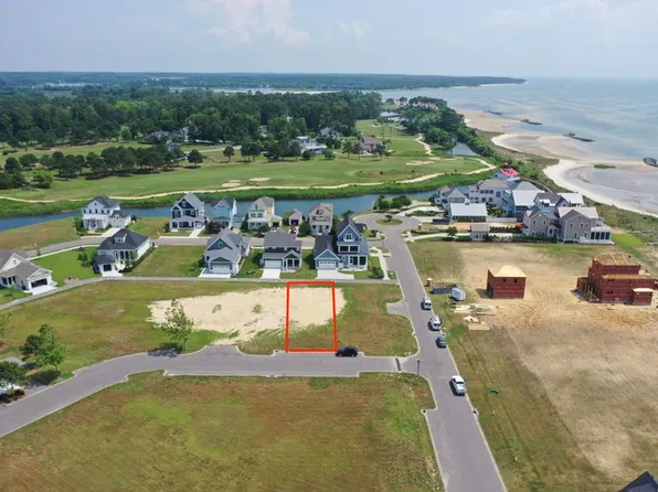 709 Market Pl, Cape Charles, VA 23310
