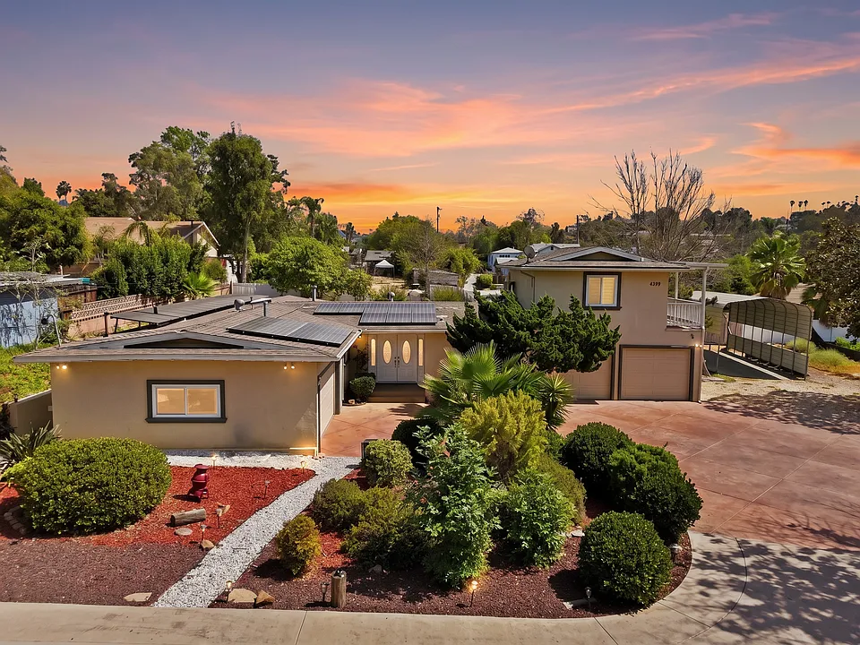 4388 Bellflower Dr