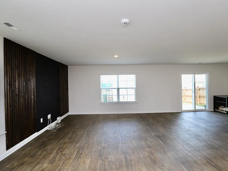 352 Sandbach Rd — Photo 12