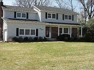 2nd image of 118 Benson Ave