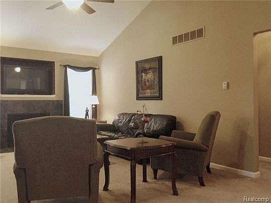 3rd image of 8052 Springdale Dr #1