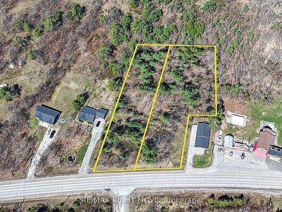 5th image of 1048 Monck Rd