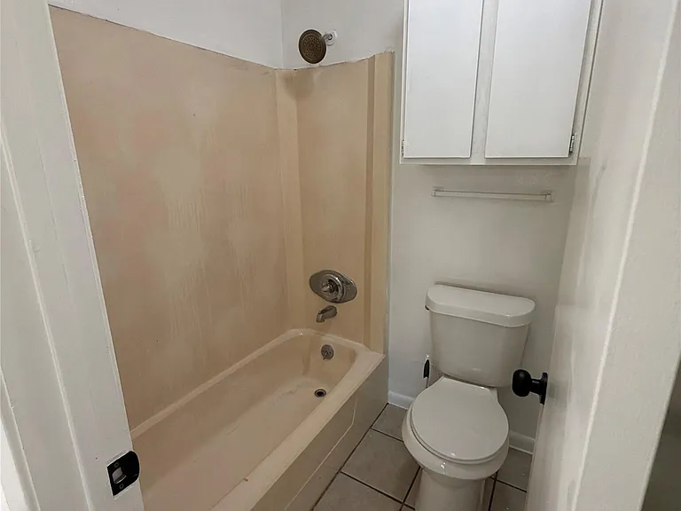 1301 Greenlawn Pkwy #A — Photo 13