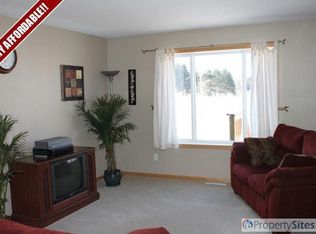 507 Horseshoe Ln, Braham, MN 55006