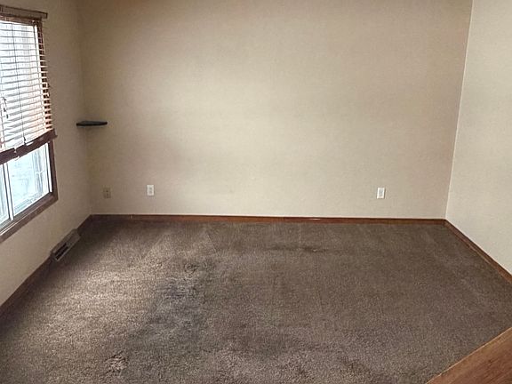 2nd image of 1105 7th St N #1107
