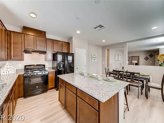 2nd image of 8670 Vondel Park St Lot 32