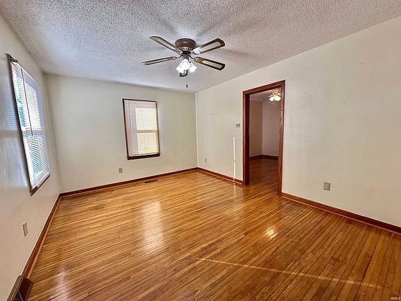 2nd image of 3412 N 12th Ave