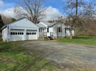 2485 County Rd, Windsor, VT 05089