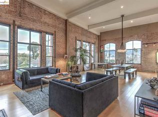 1095 59th St APT 4, Oakland, CA 94608