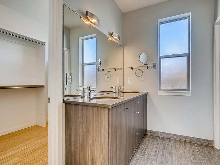2331 Glenarm Pl — Photo 19