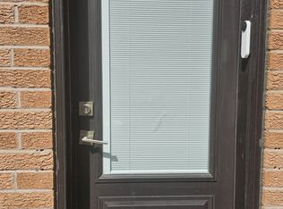 72 Willowbrook Dr #Basement, Whitby, ON L1R 2A8