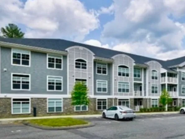 635 Old Post Rd #104, Sharon, MA 02067