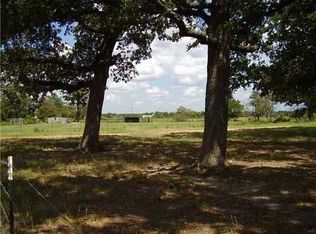 1035 County Road 445, Lincoln, TX 78948