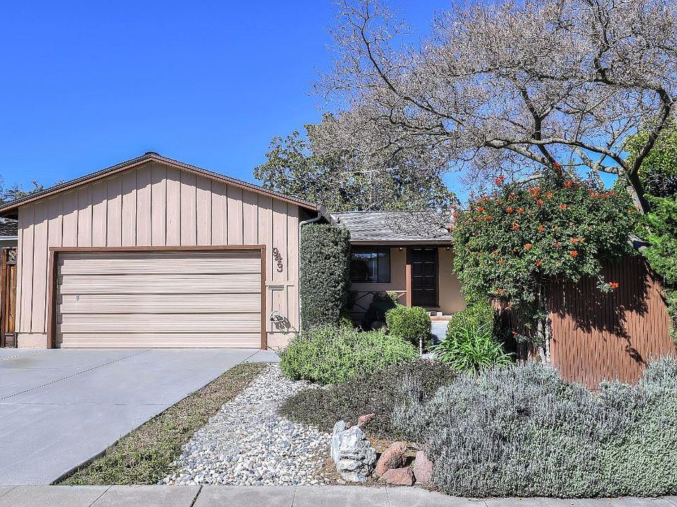 1st image of 943 Chelan Dr