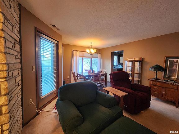 4th image of 1022 Hickory Hills Ct #A6
