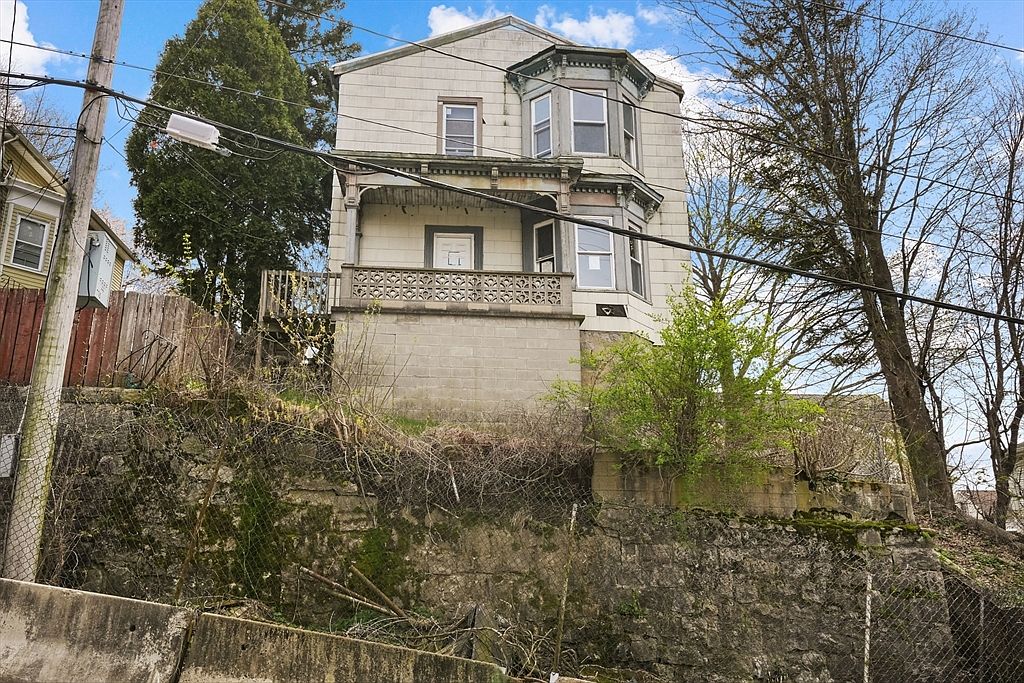 213 Weetamoe St, Fall River, MA 02720 MLS 73287441 Zillow