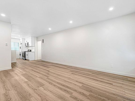 4th image of 3666 Cardiff Ave APT 8