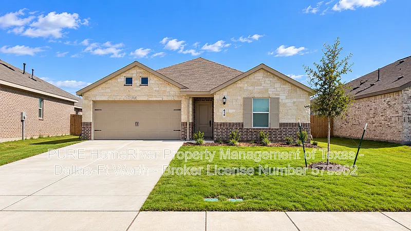 4 bed, 2.0 bath, 1867 sqft, $2,200 — Photo 1