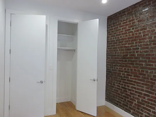 Rented by Majesty Management | media 99