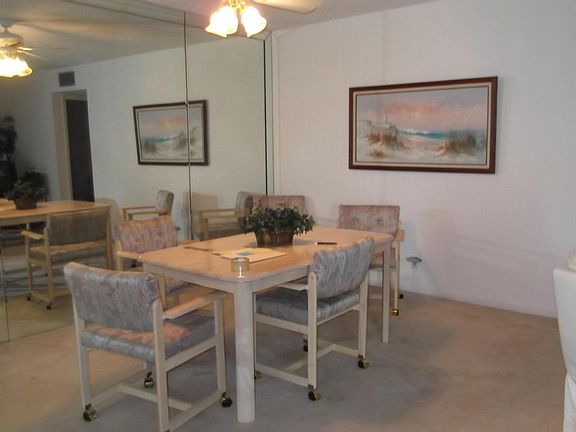 5th image of 1092 North Dr APT C