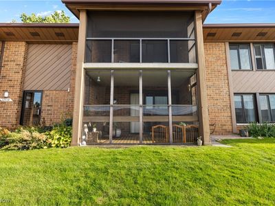 22934 Mastick Rd APT 102, Fairview Park, OH, 44126
