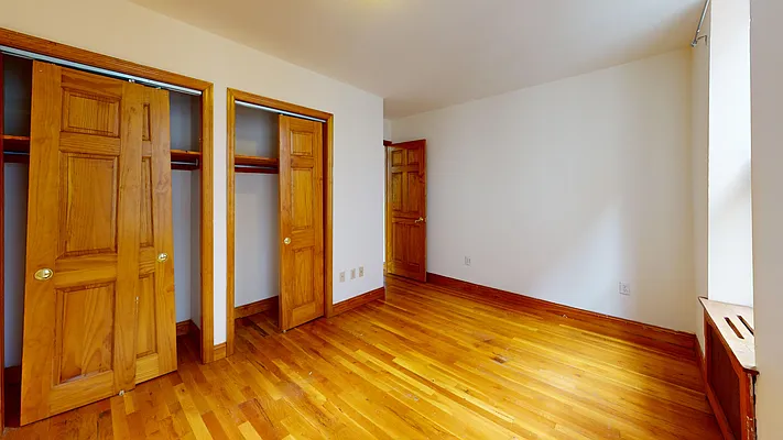 Rented by Bond New York | media 13