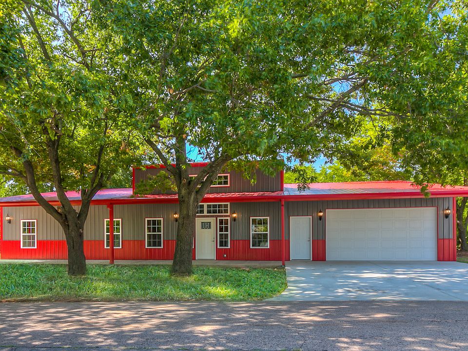 1st image of 718 N McKinley Ave