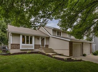 1209 SW Liggett Ct, Blue Springs, MO 64015