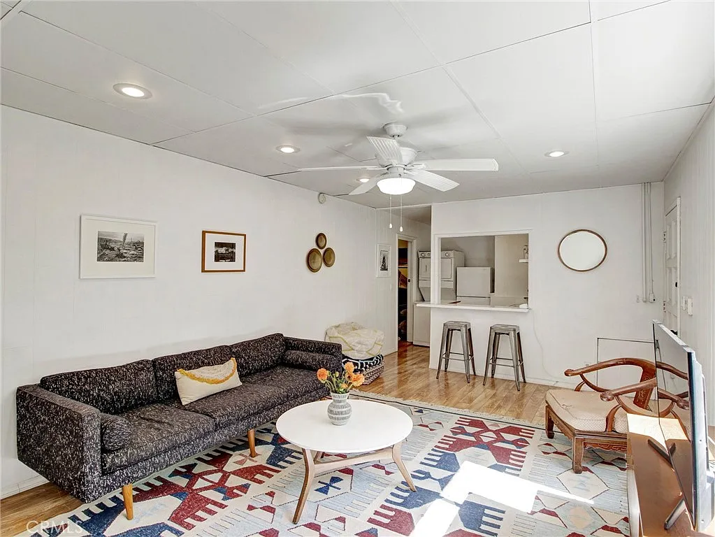 1 bed, 600 sqft, $2,500 — Photo 4