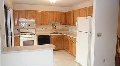 2nd image of 31 Salvatore Ct #31