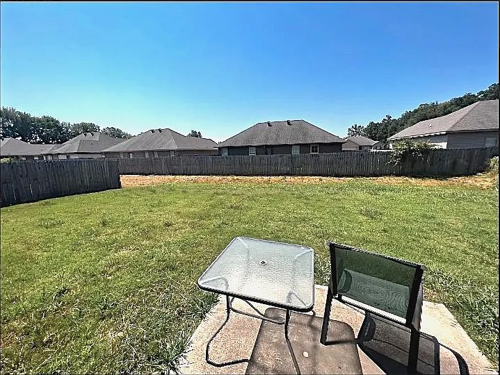 4821 Ocean Dr — Photo 2