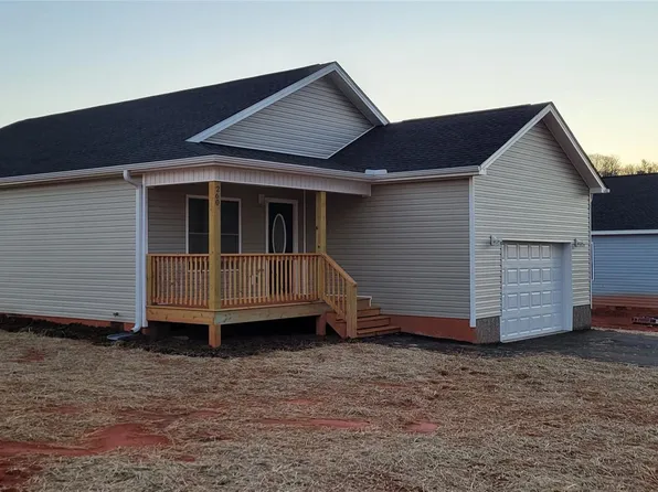 260 Quinn Hill Ln #82, Mars Hill, NC 28754