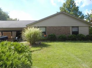 5600 Signet Dr, Dayton, OH 45424