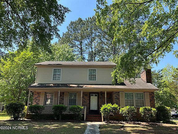2nd image of 100 Lancaster Drive