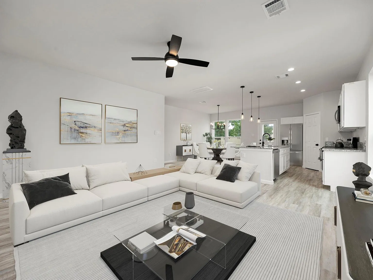 4 bed, 2.5 bath, 2050 sqft, $1,900 — Photo 2