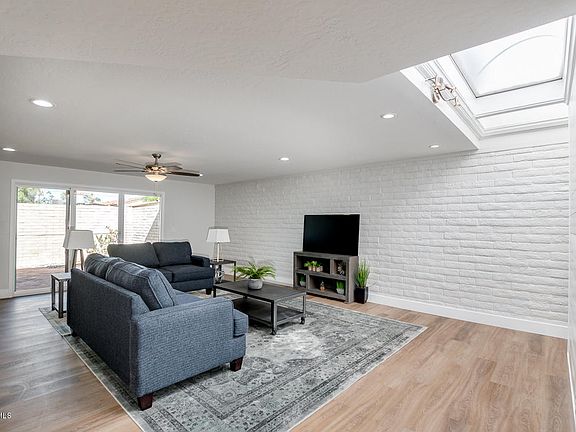 3rd image of 7806 E Mackenzie Dr