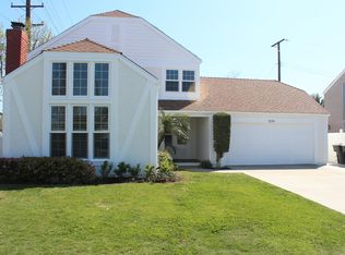2329 Littleton Cir, Costa Mesa, CA 92626
